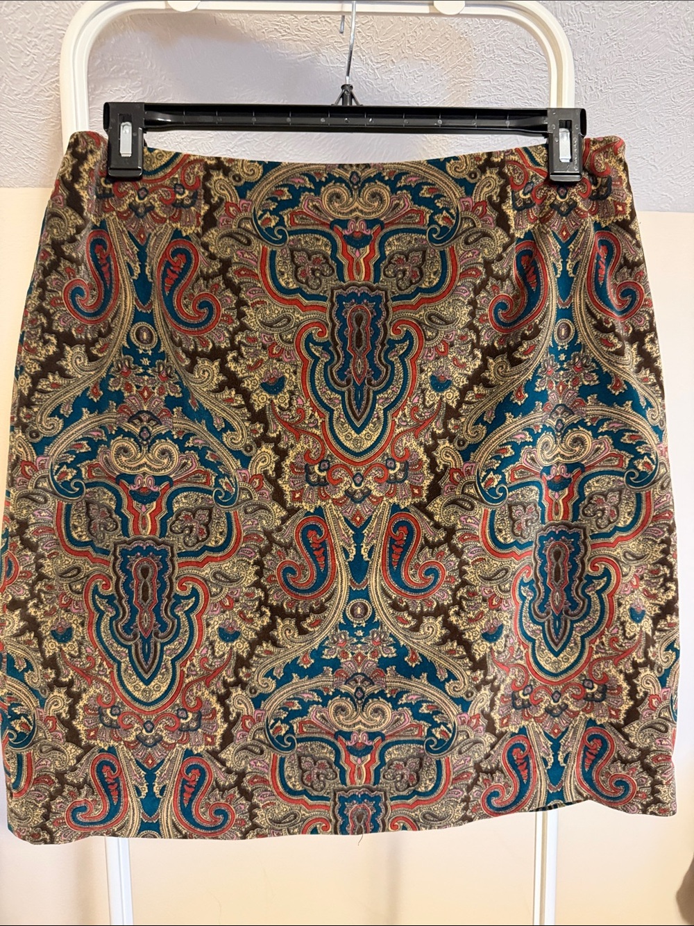 J G Hook paisley velvet pencil skirt - size 14 - VINTAGE in tan rust teal brown